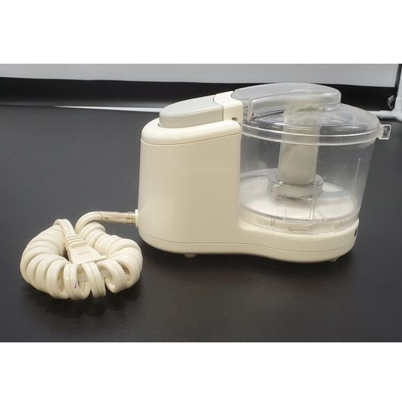 VINTAGE Black & Decker Small Handy Chopper Mincer HC2000 Mini Food Processor - Picture 3 of 6